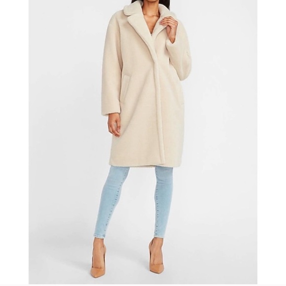 Express Jackets & Blazers - Express faux shearling cream teddy bear coat